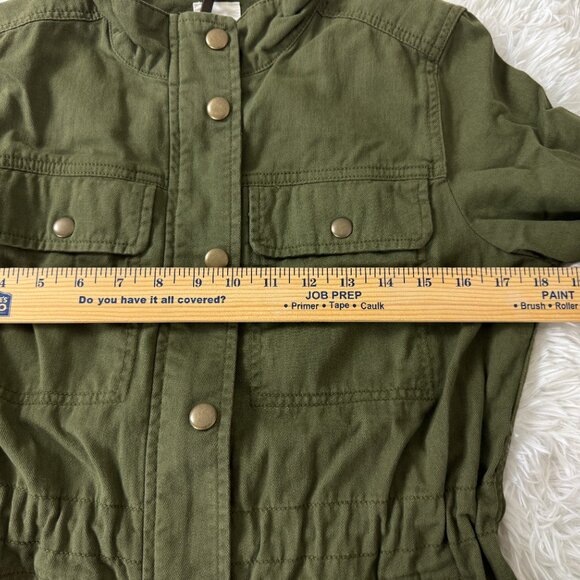 Like New✨ GAP Army Green Utility Jacket Size XS - Picture 7 of 12